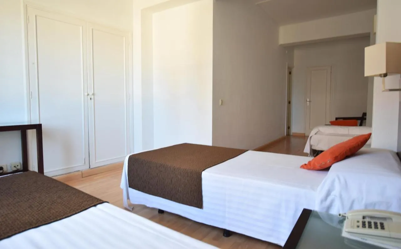 Hotel Adonis Pelinor Santa Cruz de Tenerife 2*,  Spain